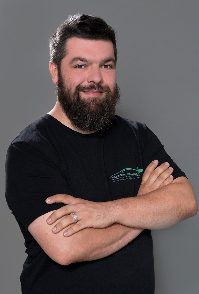 HolgerBraun-Auto-im-Glueck-Reparatur-Werkstatt-Mainz